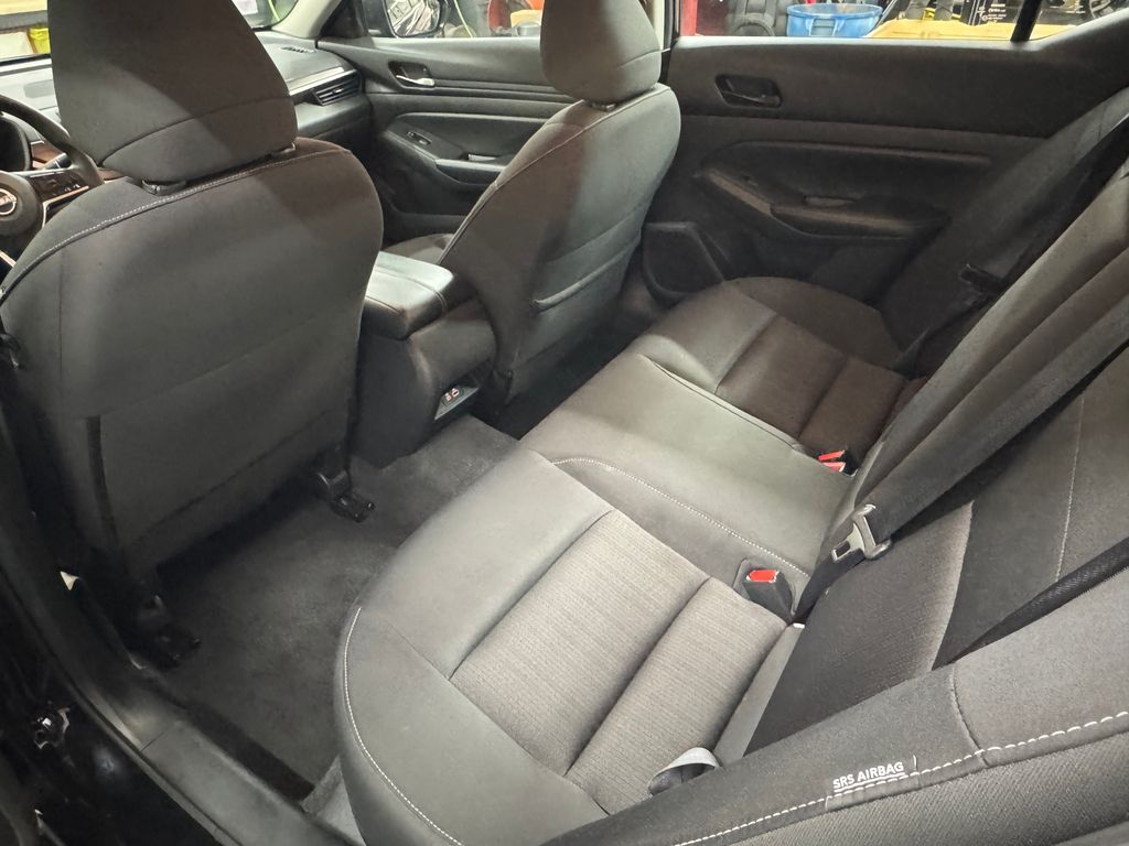 2024 Nissan Altima 2.5 SV photo 15
