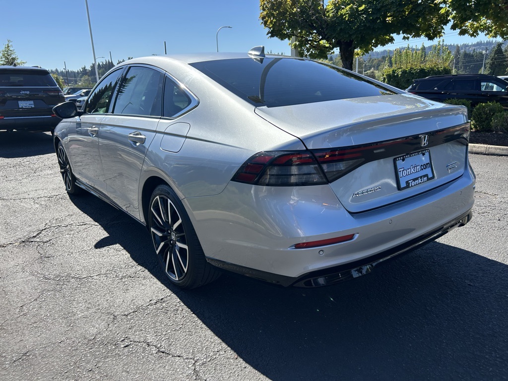 2023 Honda Accord Hybrid Touring photo 6