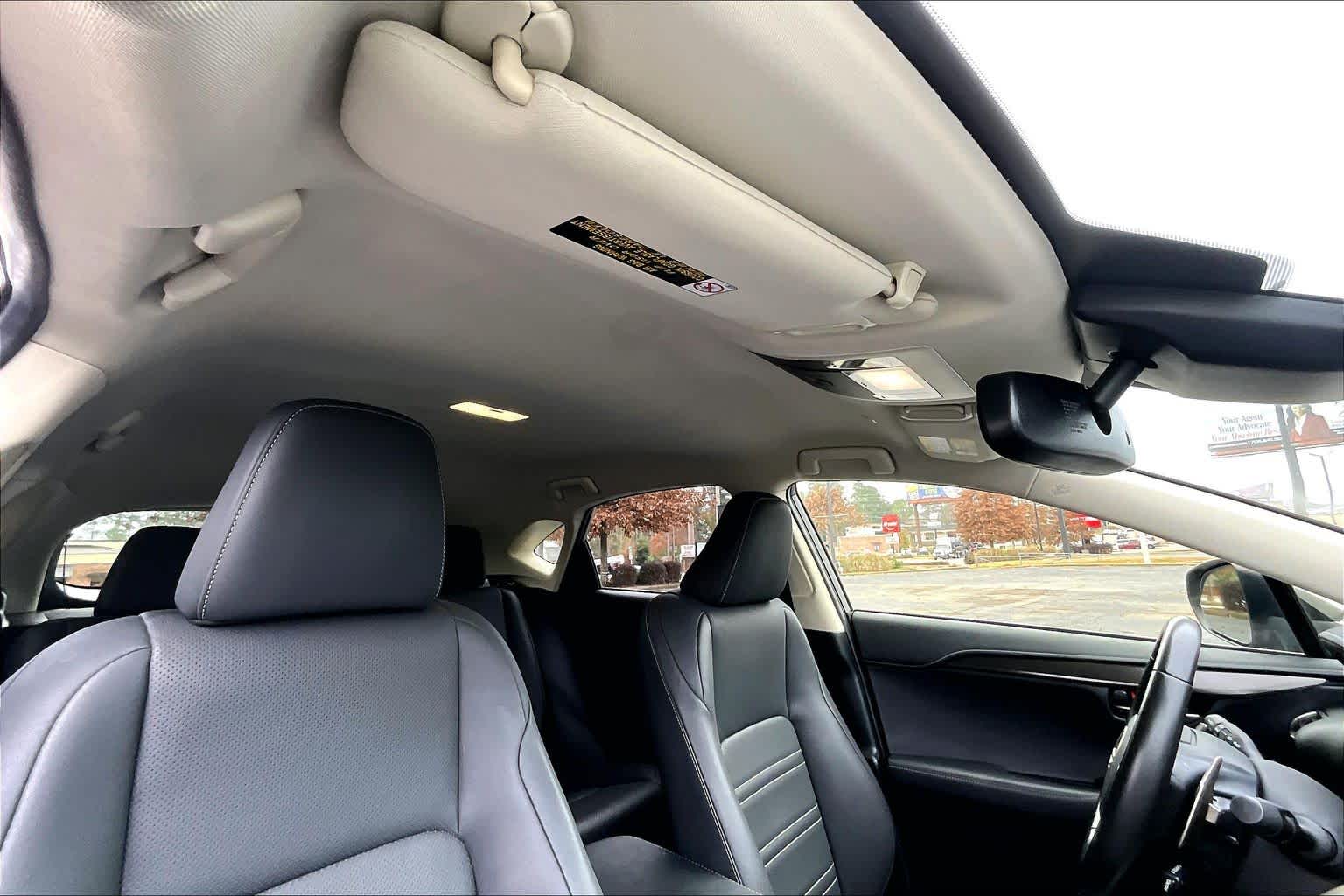 2020 Lexus NX Hybrid 300h - Photo 14