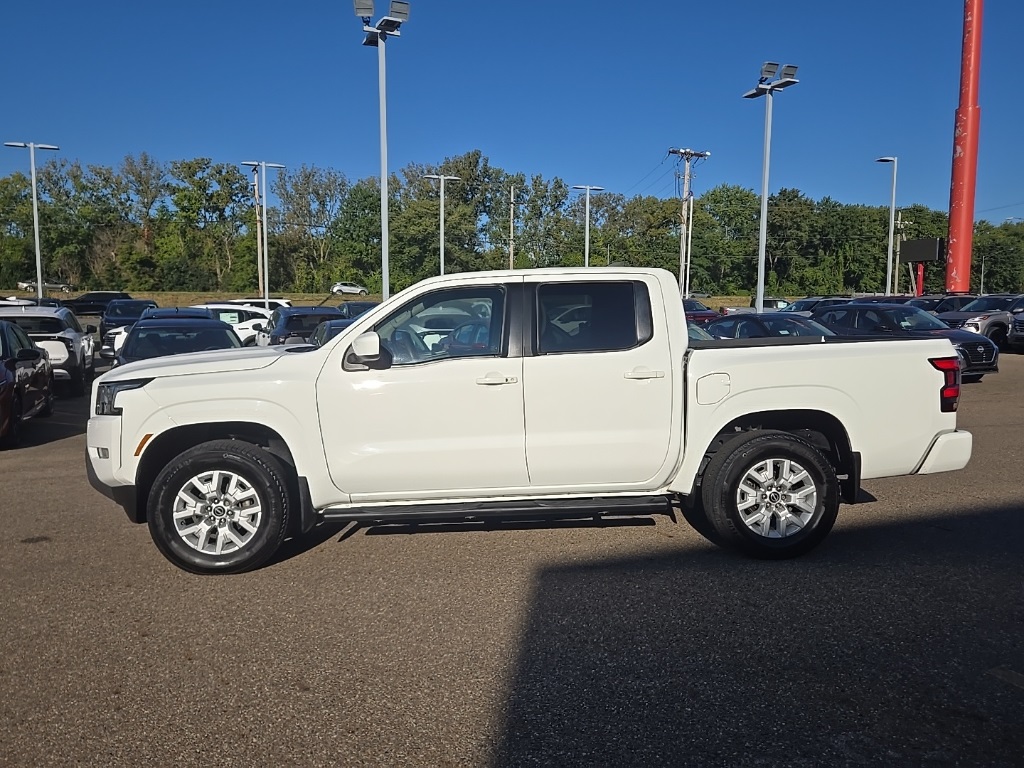 2023 Nissan Frontier SV photo 4