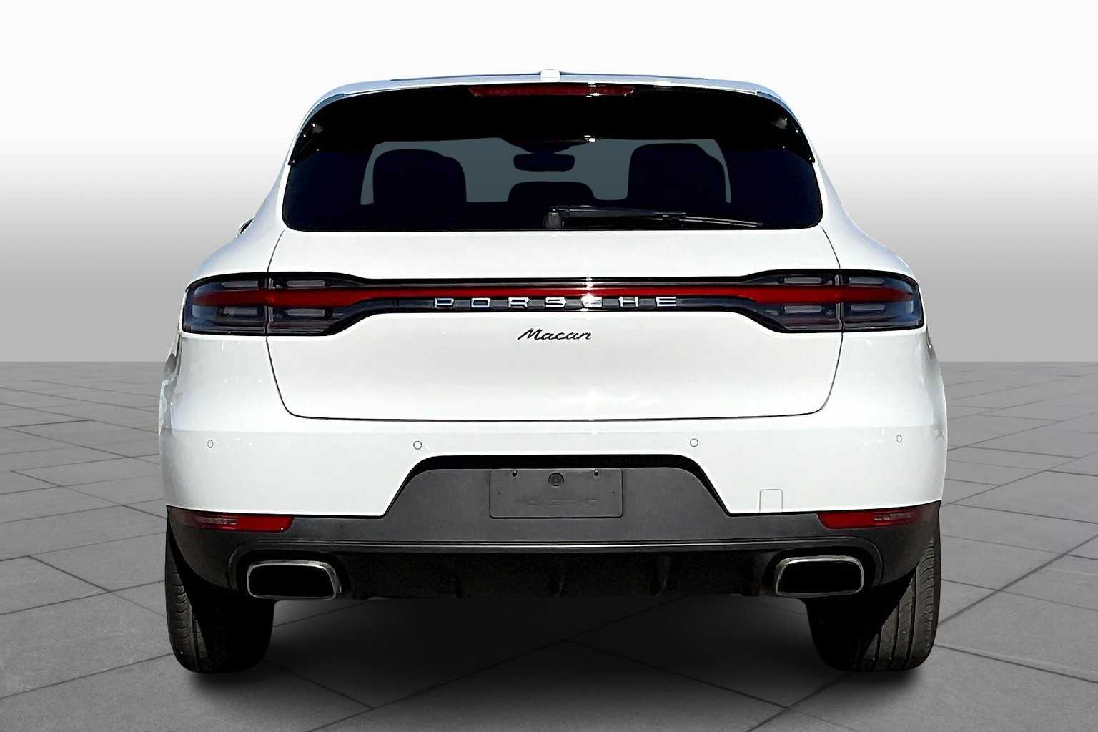 2021 Porsche Macan Base photo 4