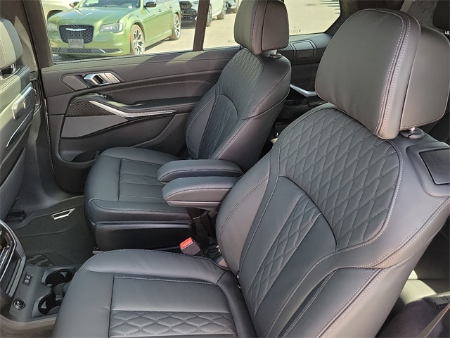 2026 Bmw X7 M60i photo 15