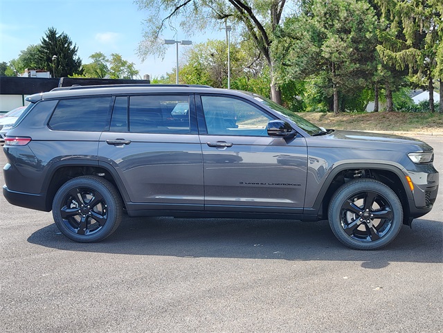 2025 Jeep Grand Cherokee Altitude X photo 5