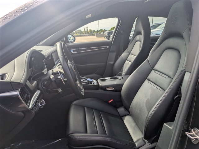 2022 Porsche Panamera 4 Platinum photo 15