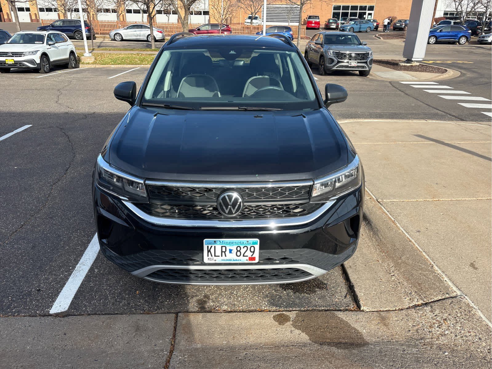 2023 Volkswagen Taos S photo 3