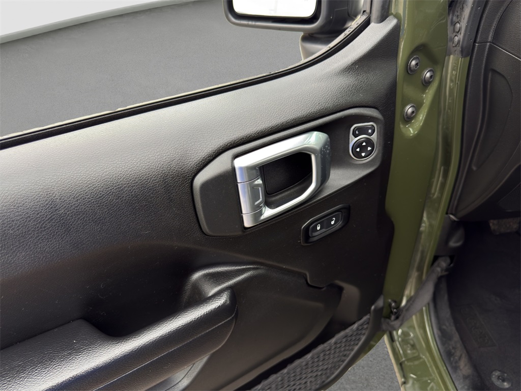 2024 Jeep Wrangler Sport S 4xe photo 30