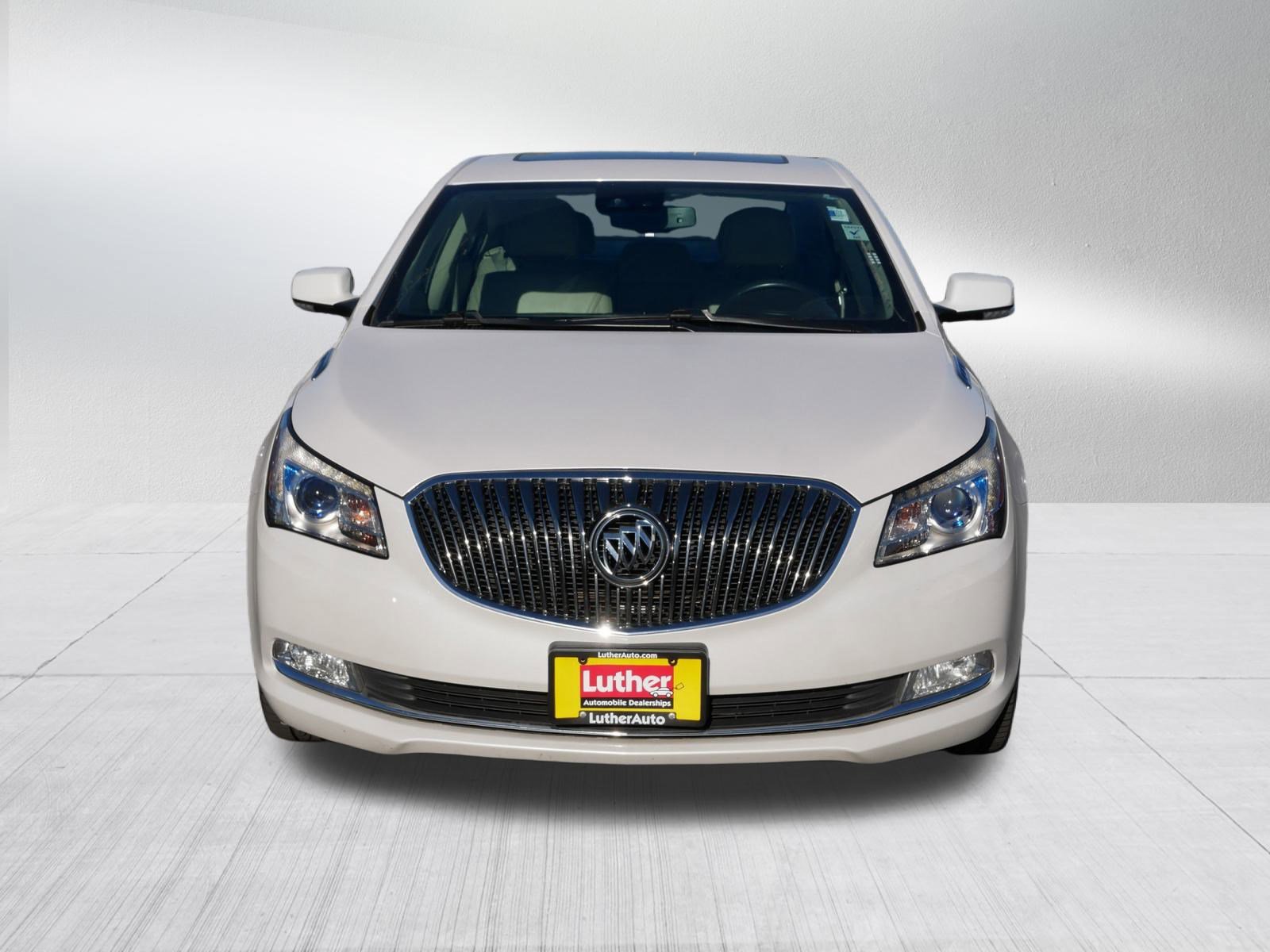 2015 Buick LaCrosse Premium II photo 2