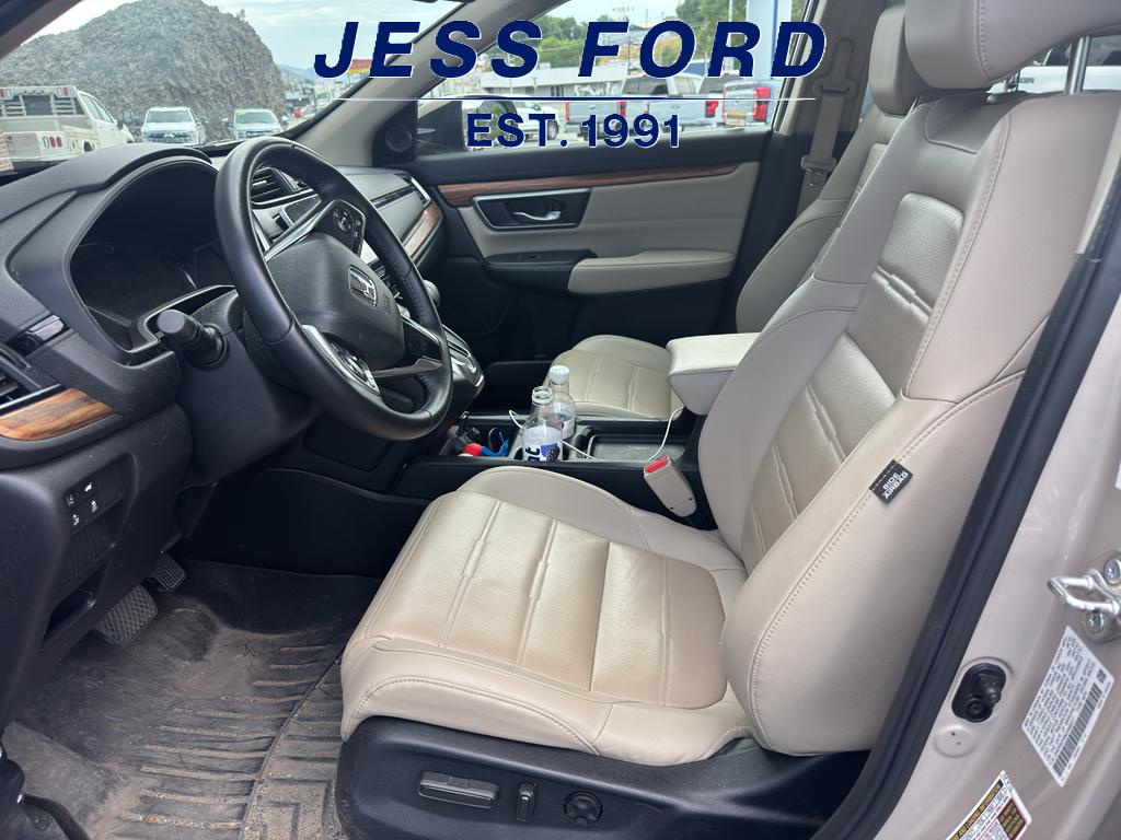 2018 Honda CR-V Touring photo 7