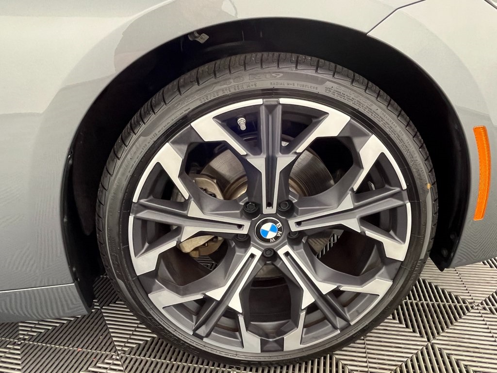 2025 Bmw 230i xDrive photo 4