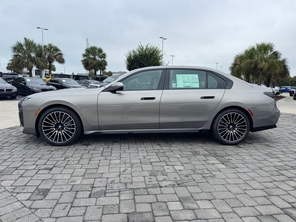 2025 Bmw 740i photo 11