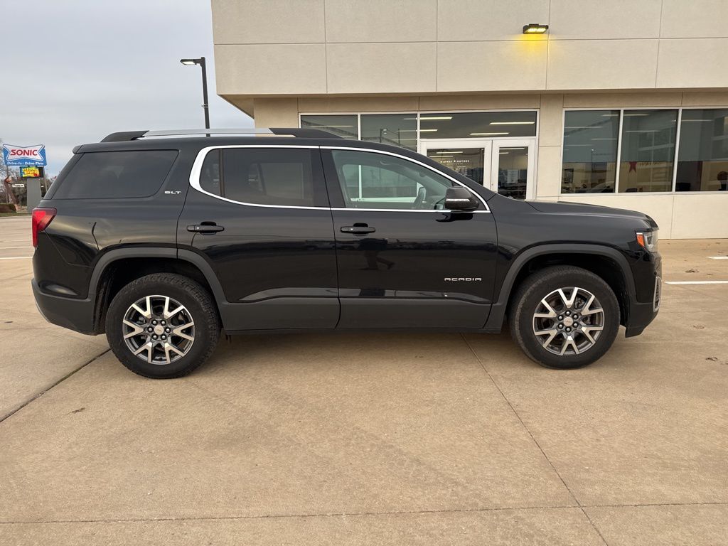 2023 Gmc Acadia SLT photo 3