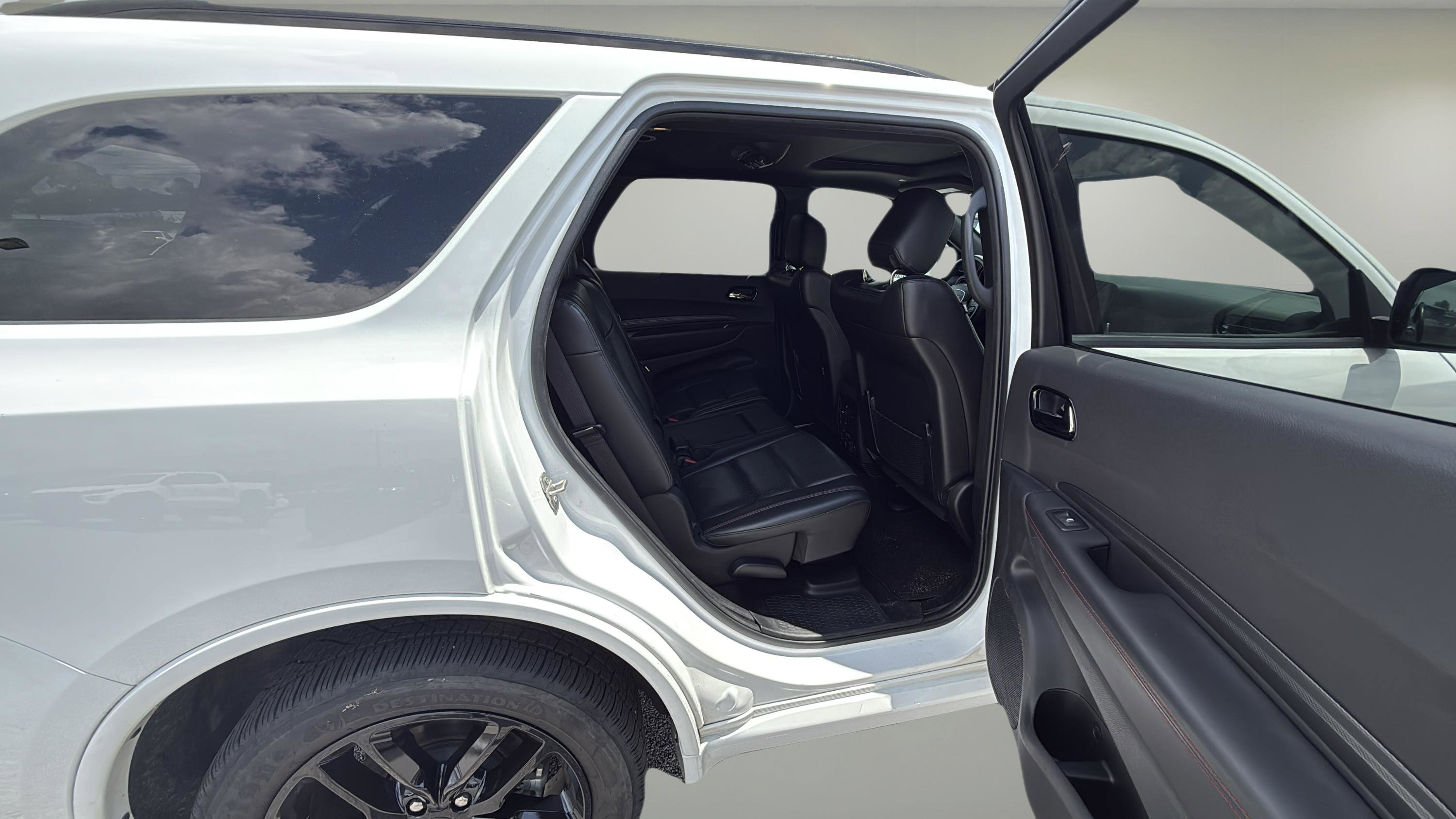 2023 Dodge Durango GT Plus photo 13