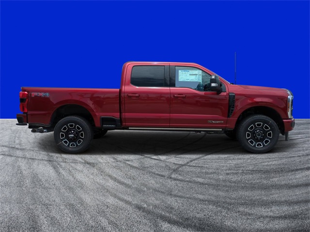 2025 Ford F-350 Platinum photo 2