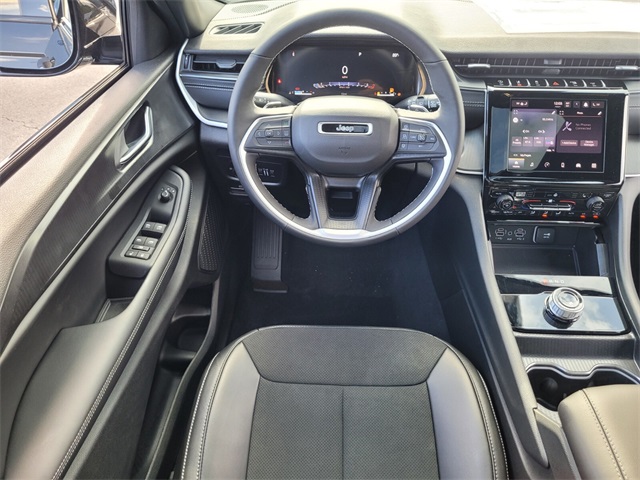 2025 Jeep Grand Cherokee Altitude X photo 9