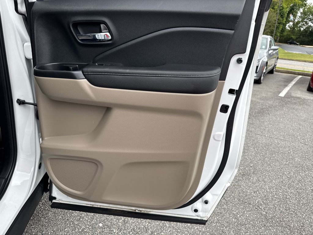 2023 Honda Ridgeline RTL photo 15