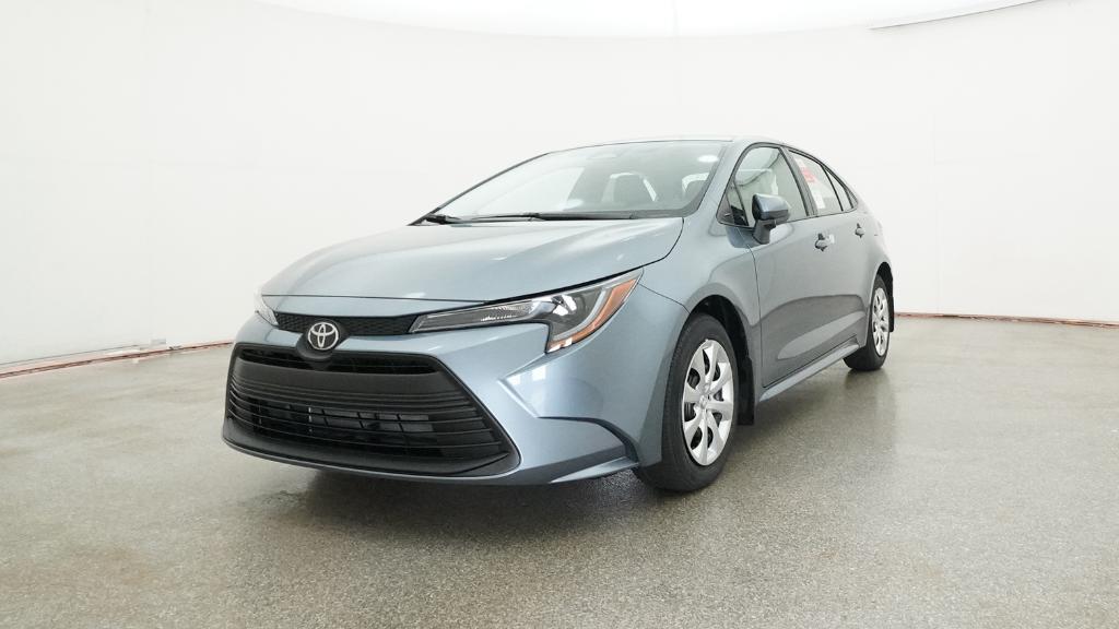 2025 Toyota Corolla LE photo 4