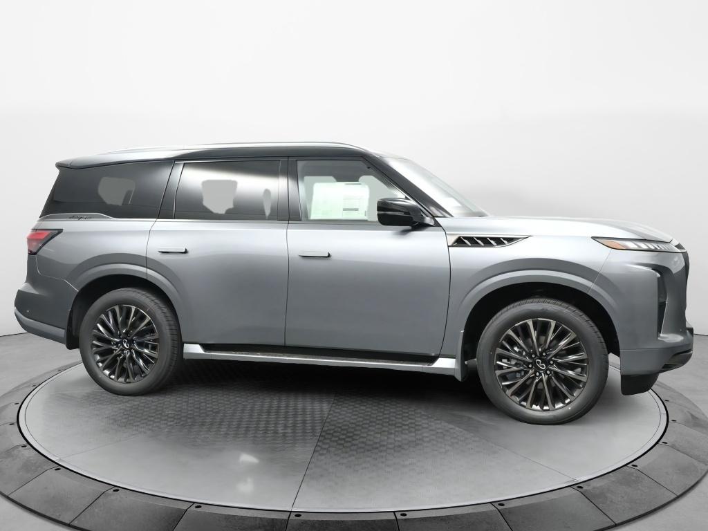2026 Infiniti QX80 photo 7