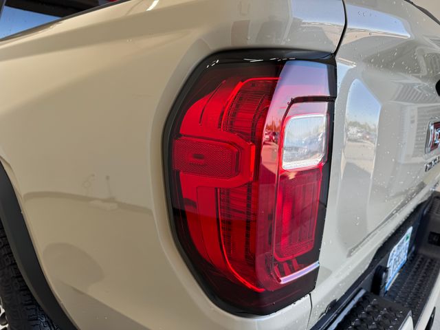 2024 Gmc Canyon AT4 photo 31