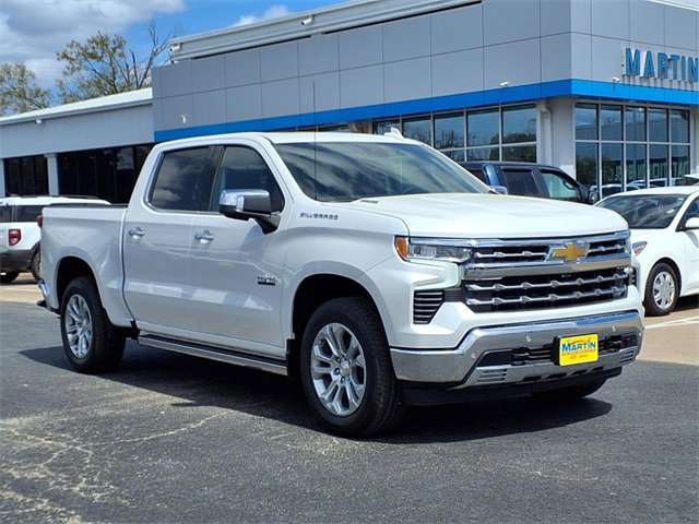 2025 Chevrolet Silverado 1500 LTZ photo 5