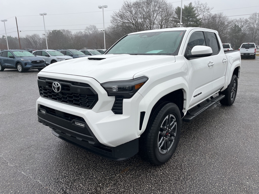 2024 Toyota Tacoma TRD Sport's photo