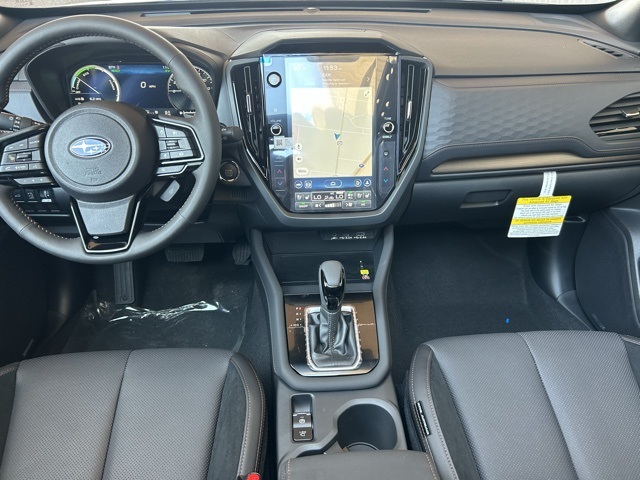 2025 Subaru Forester Touring photo 13