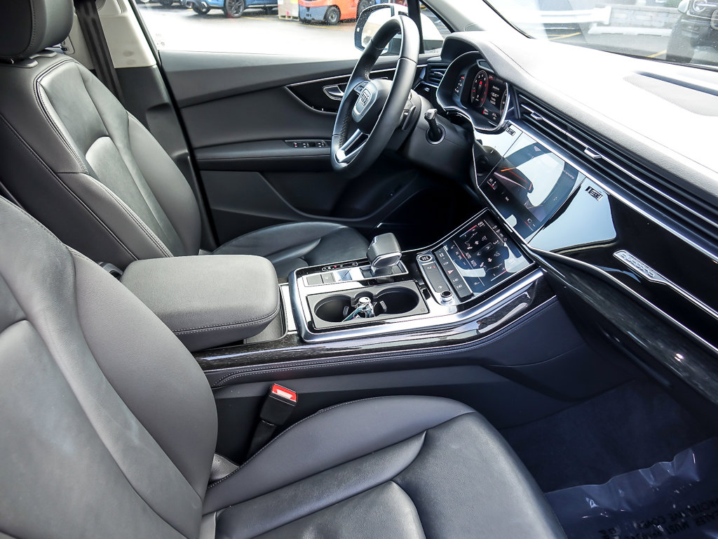 2024 AUDI Q7 - Image 30