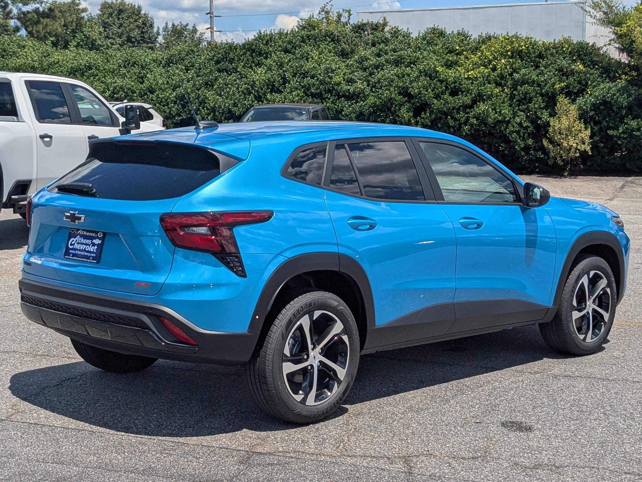 2025 Chevrolet Trax photo 4