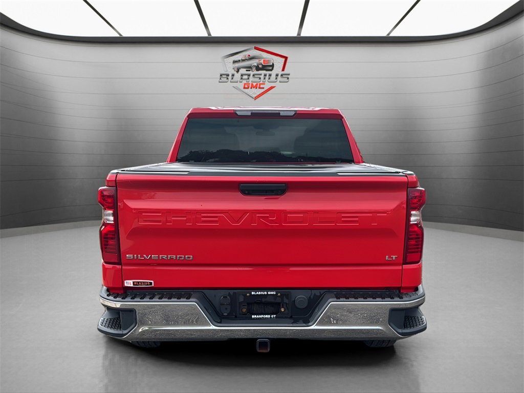 2020 Chevrolet Silverado 1500 LT photo 3