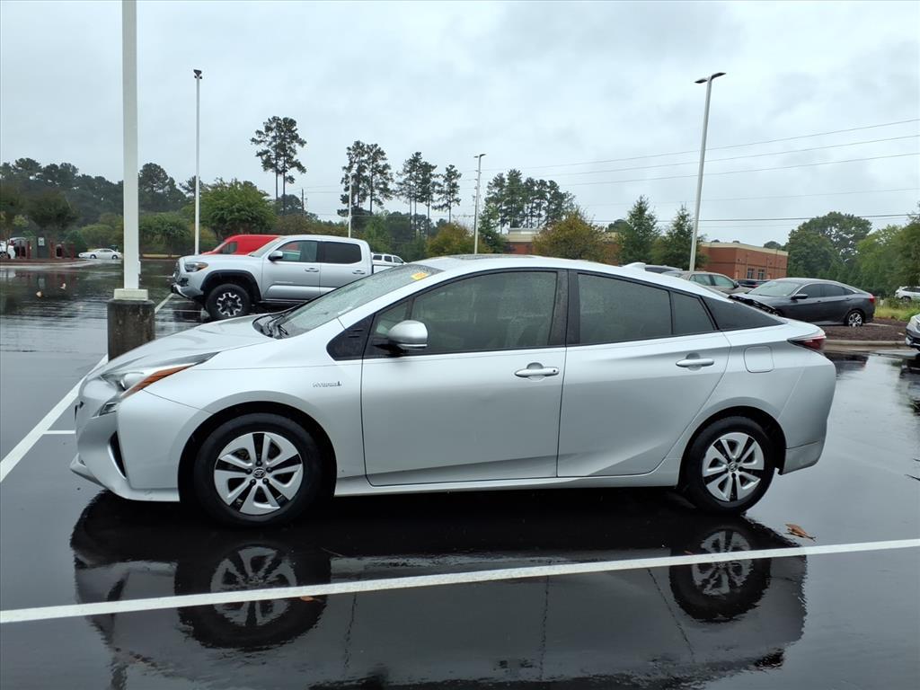 2016 Toyota Prius Two Eco Three Four Touring photo 2