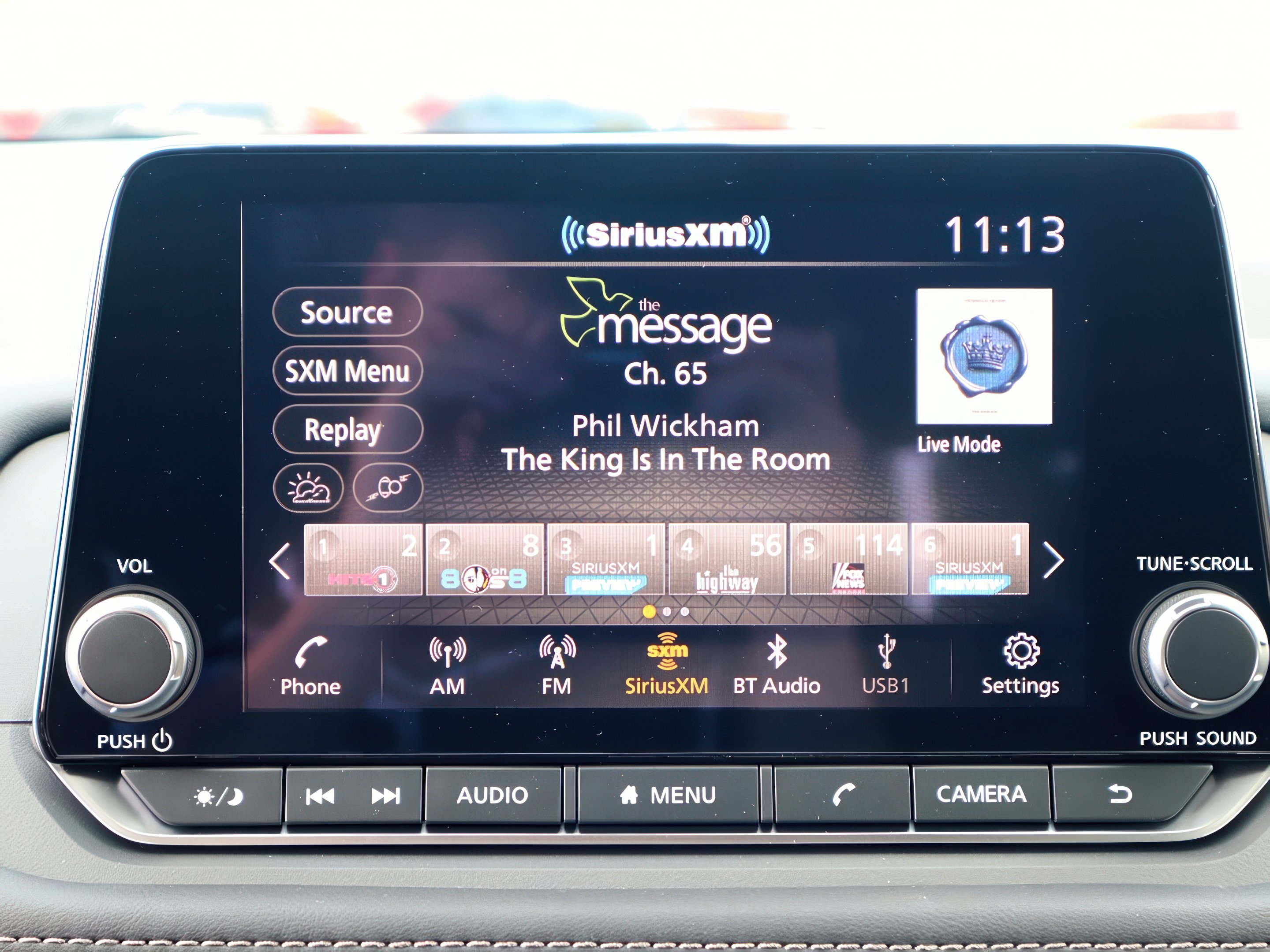 2025 Nissan Rogue SV photo 20