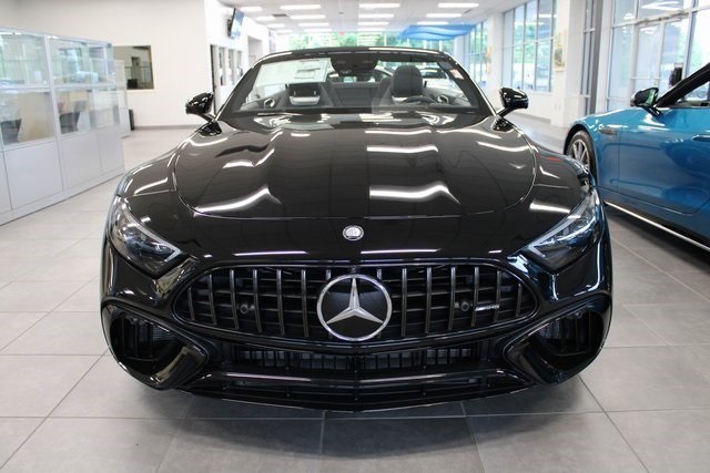 2023 Mercedes Benz SL AMG 63 photo 2