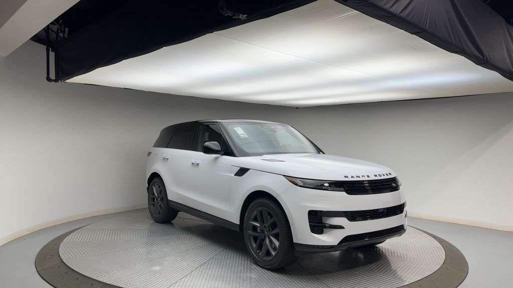 2024 Land Rover Range Rover Sport SE photo 2