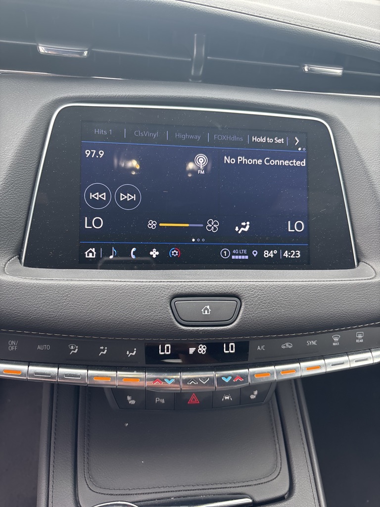 2023 Cadillac XT4 Premium Luxury photo 27