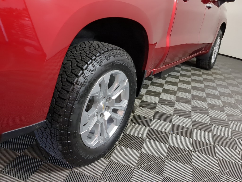 2024 Chevrolet Silverado 1500 LTZ photo 7