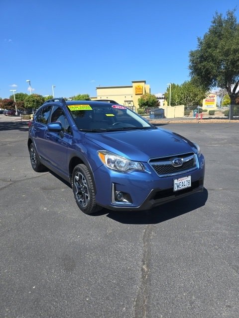 2016 Subaru Crosstrek Premium photo 2