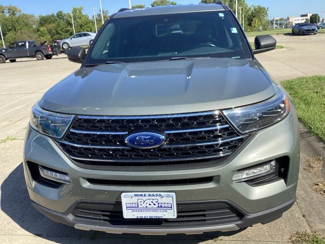 2020 Ford Explorer XLT photo 3