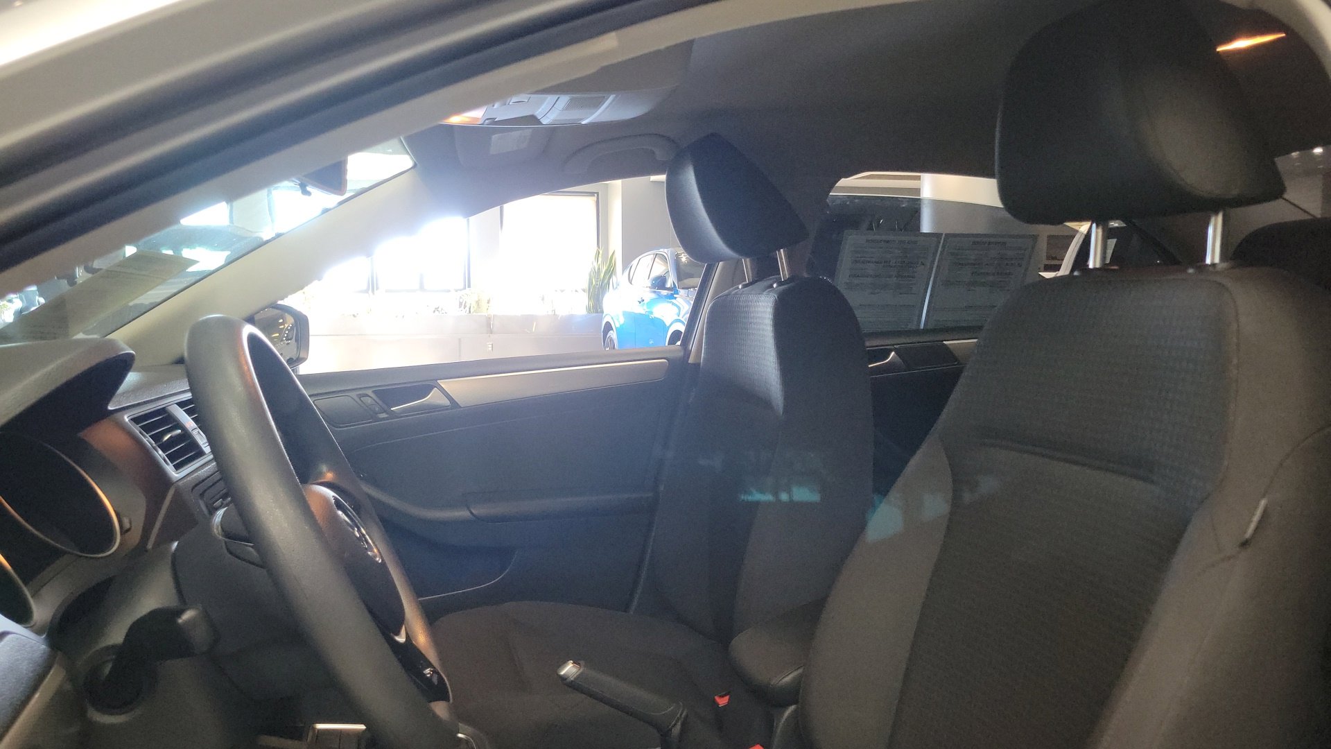 Used 2015 Reflex Silver Metallic Volkswagen 1.8T SE image 18