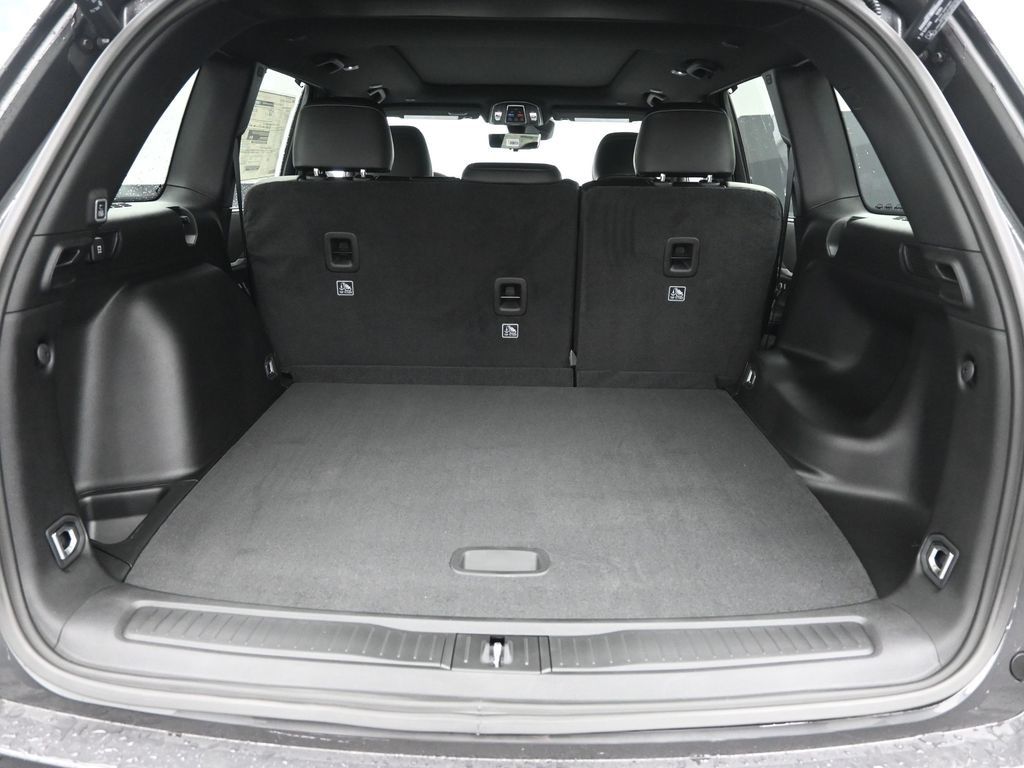 2025 Jeep Grand Cherokee Limited photo 7