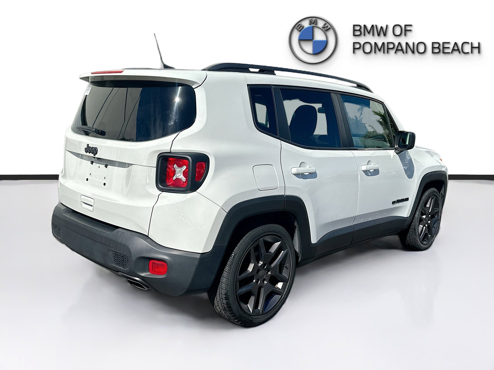 2021 Jeep Renegade Latitude photo 2