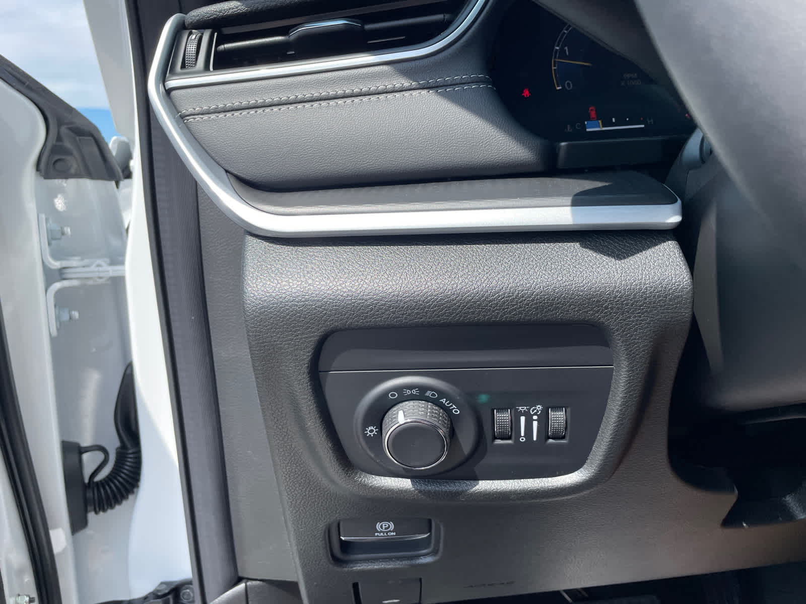 2025 Jeep Grand Cherokee Laredo X photo 18