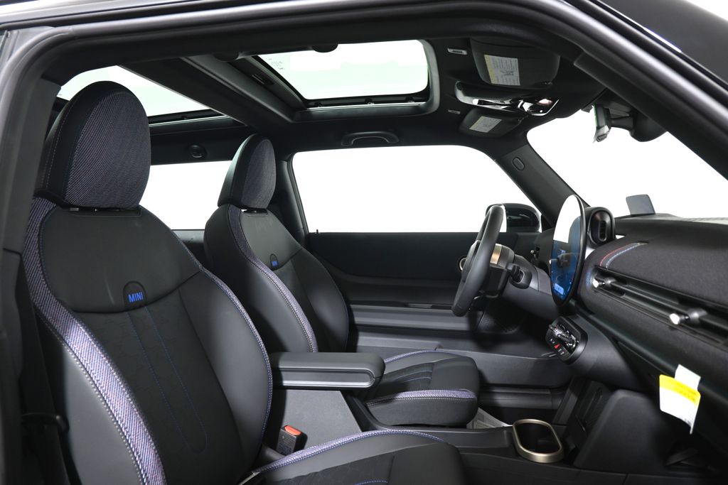 2026 Mini Cooper 2 Door Hardtop Signature photo 18
