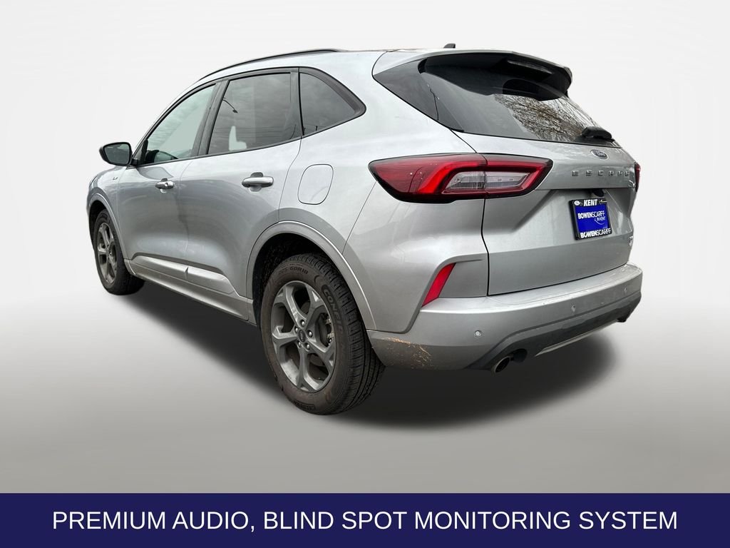 2023 Ford Escape ST-Line photo 3