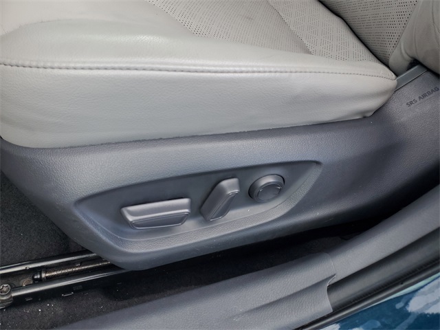 2021 Toyota Camry XSE photo 12