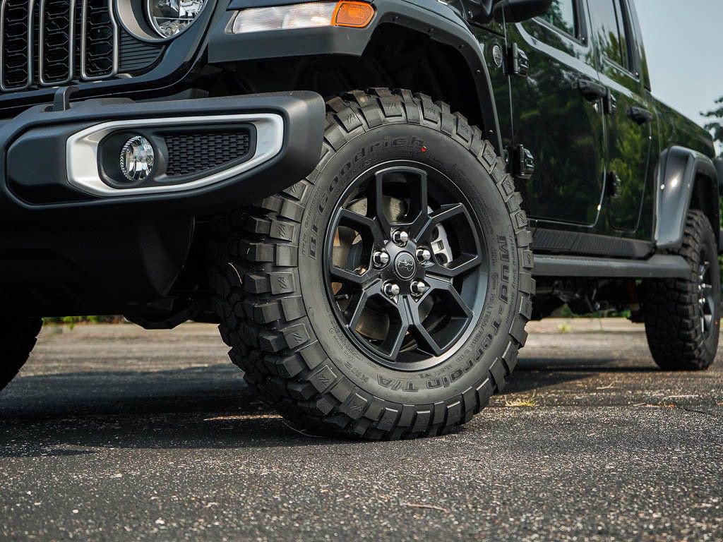 2025 Jeep Gladiator Sport photo 5