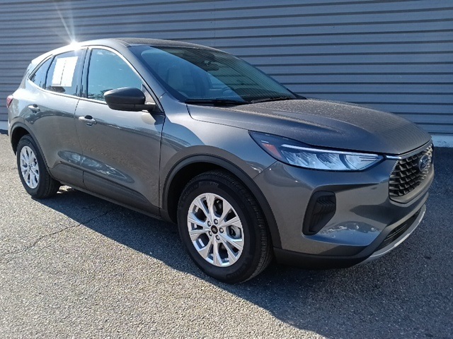 2025 Ford Escape Active's photo