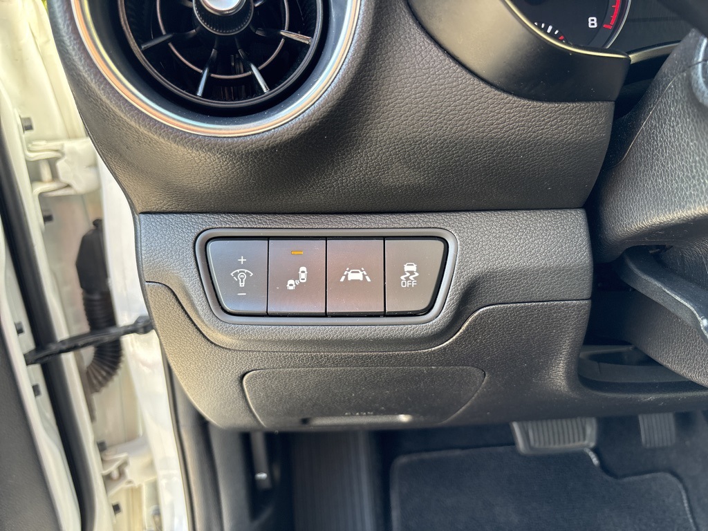 2019 Kia Forte EX photo 9
