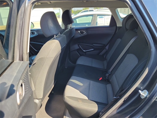 2020 Kia Soul S photo 2