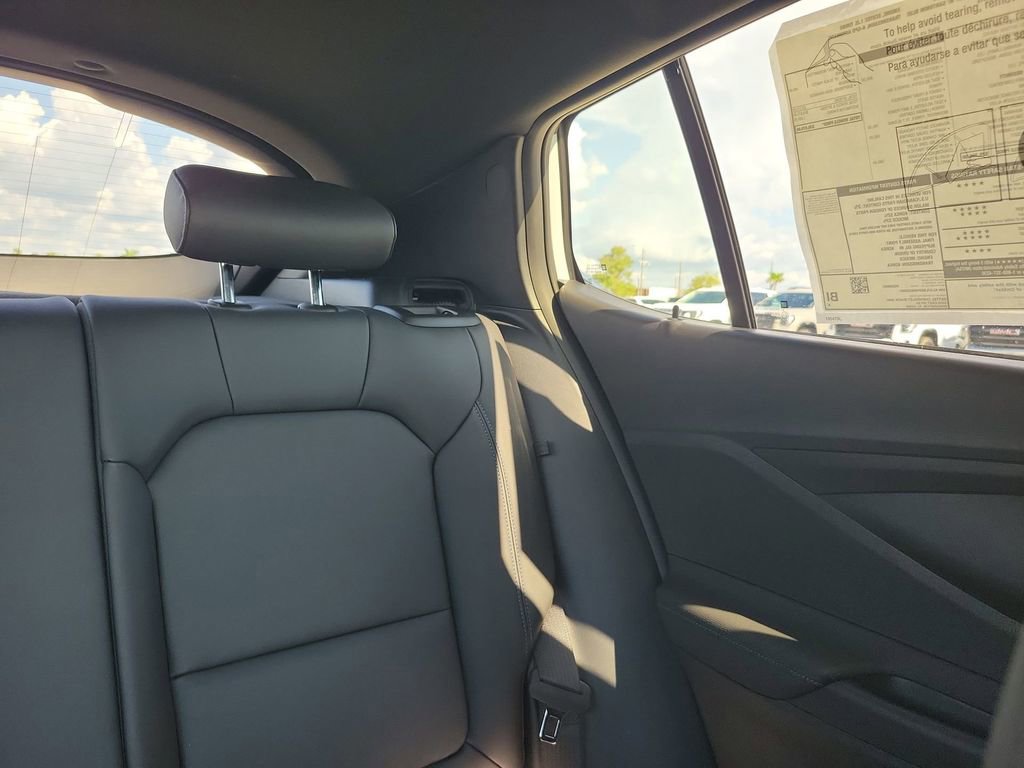 2025 Buick Envista ST photo 14