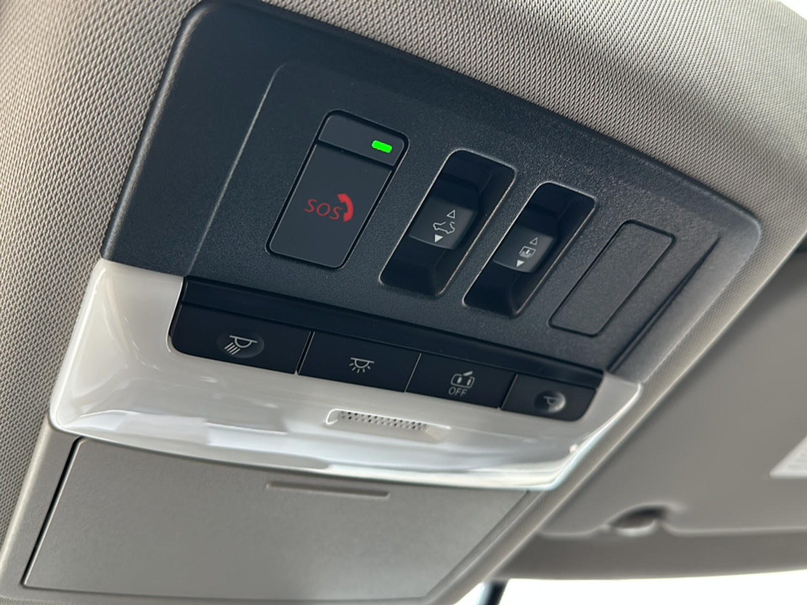 2025 Nissan Rogue Platinum photo 17