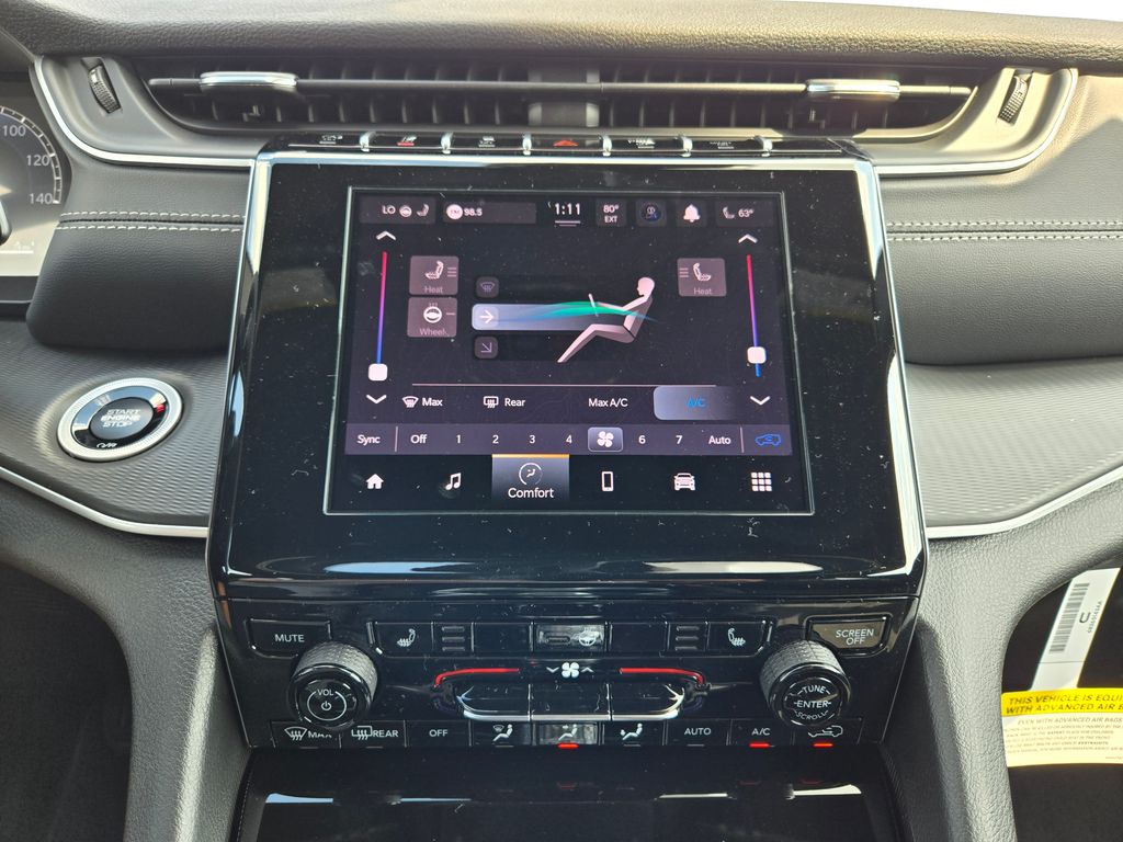 2025 Jeep Grand Cherokee Altitude X photo 17